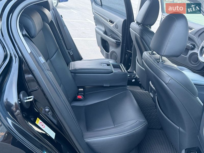 Седан Lexus GS 2014 в Києві