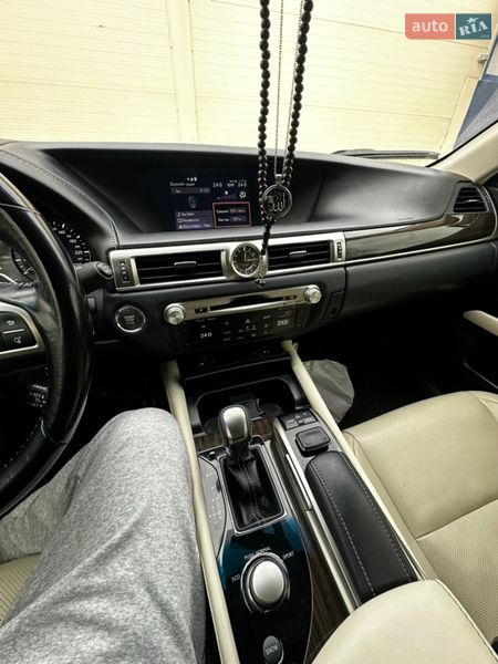 Седан Lexus GS 2016 в Полтаві