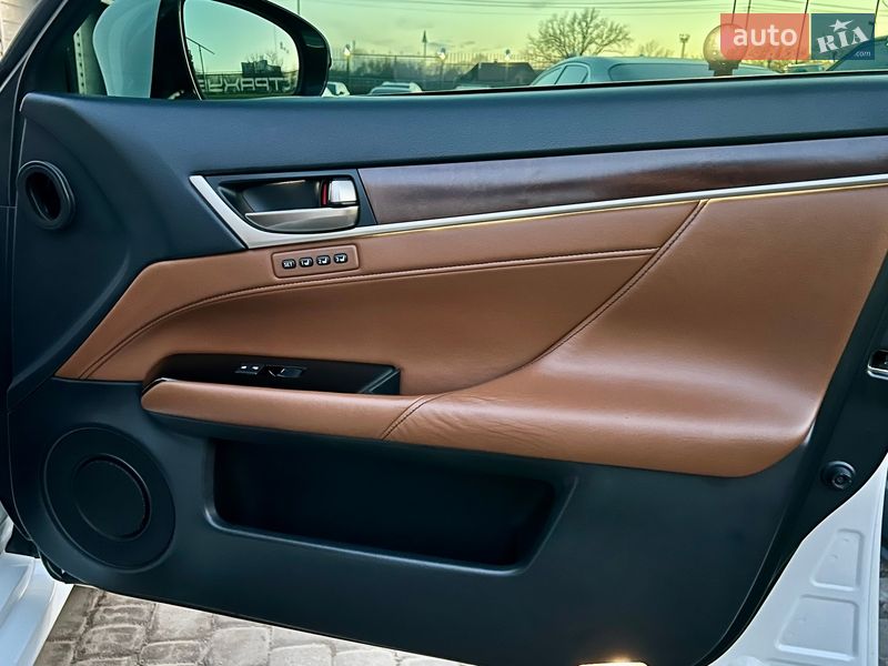 Седан Lexus GS 2012 в Киеве фото 51 Седан Lexus GS 2012 в Киеве
