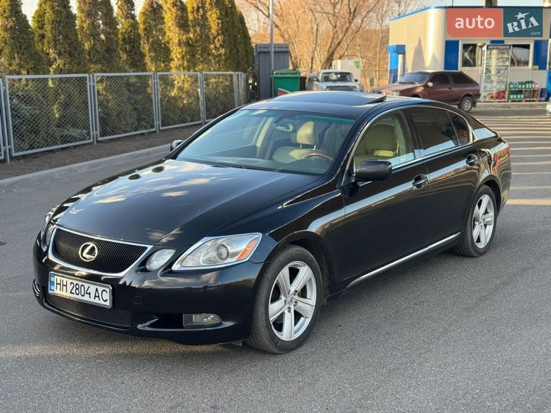 Седан Lexus GS 2005 в Смілі