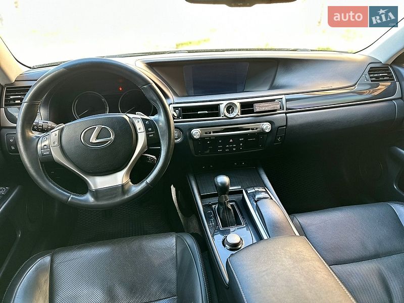 Седан Lexus GS 2012 в Виннице