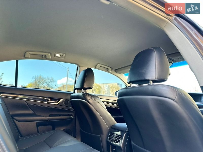 Седан Lexus GS 2012 в Виннице