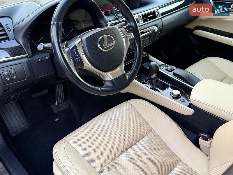 Седан Lexus GS 2012 в Киеве