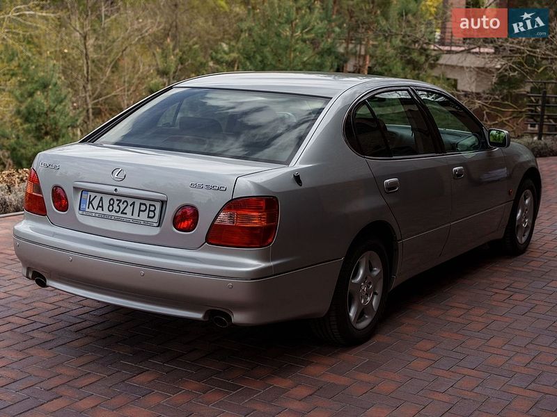 Седан Lexus GS 1999 в Киеве