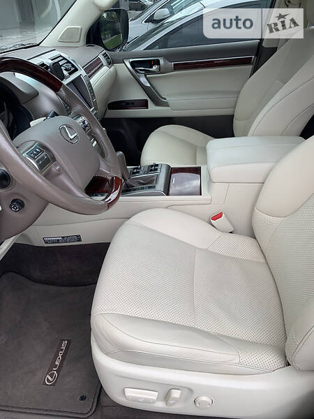 Внедорожник / Кроссовер Lexus GX 2013 в Львове