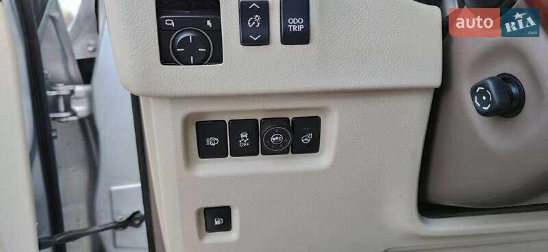 Внедорожник / Кроссовер Lexus GX 2010 в Чорткове