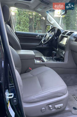 Позашляховик / Кросовер Lexus GX 2018 в Чернівцях