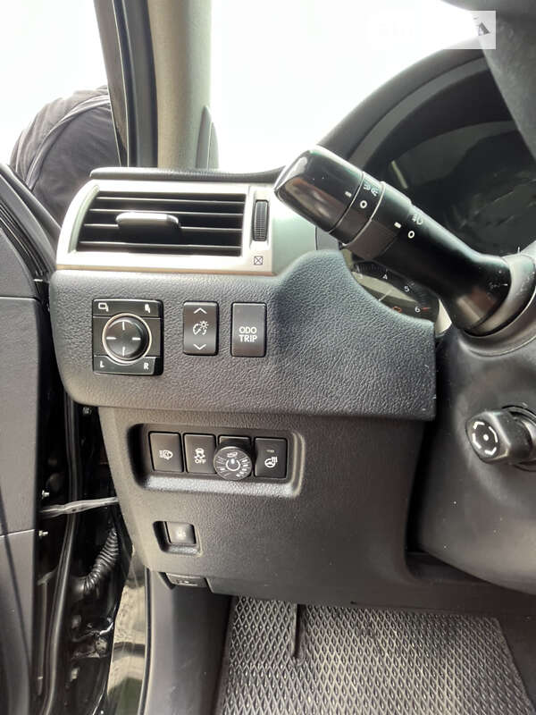 Позашляховик / Кросовер Lexus GX 2010 в Бориславі