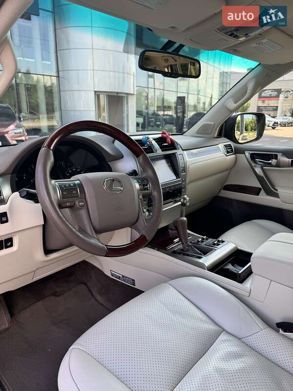 Внедорожник / Кроссовер Lexus GX 2010 в Киеве