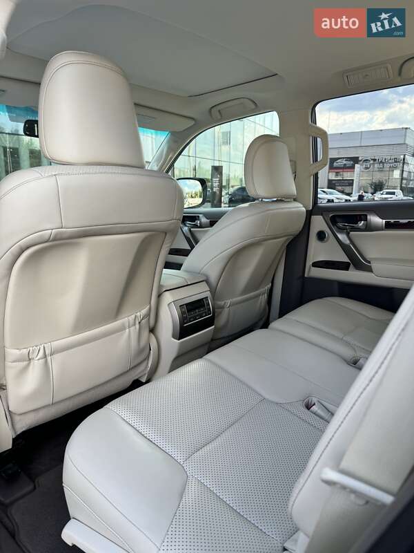 Внедорожник / Кроссовер Lexus GX 2010 в Киеве