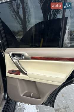 Внедорожник / Кроссовер Lexus GX 2013 в 