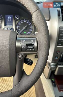 Внедорожник / Кроссовер Lexus GX 2013 в 