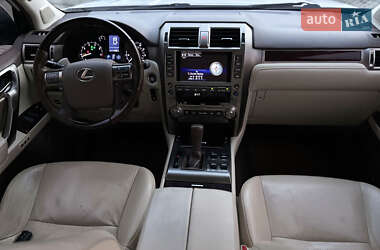 Внедорожник / Кроссовер Lexus GX 2016 в 