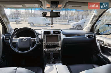 Внедорожник / Кроссовер Lexus GX 2016 в 