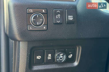 Позашляховик / Кросовер Lexus GX 2010 в 