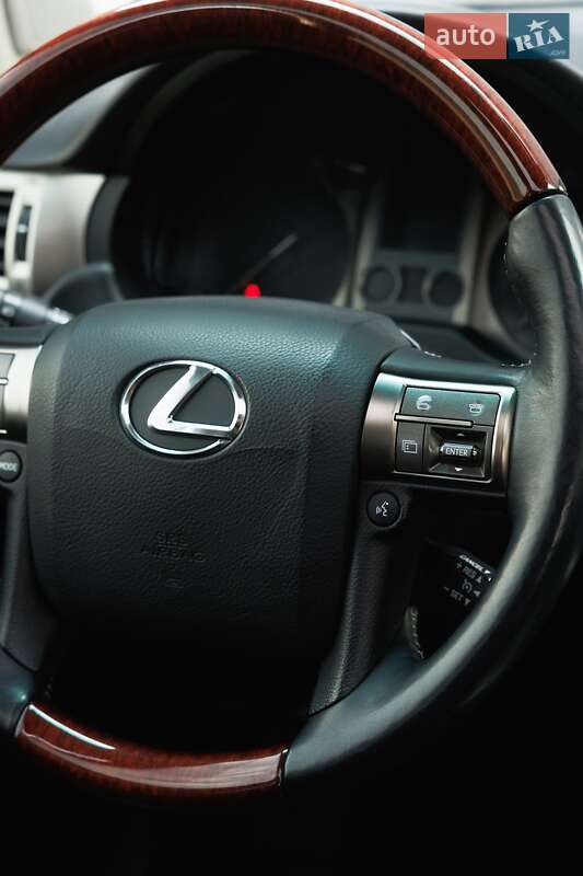 Внедорожник / Кроссовер Lexus GX 2011 в Дубно
