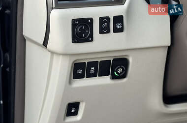 Внедорожник / Кроссовер Lexus GX 2019 в 