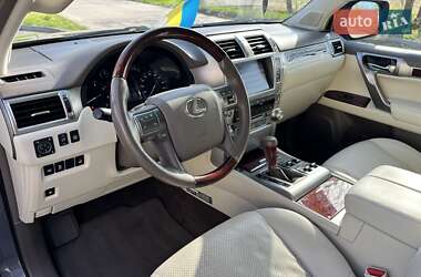 Позашляховик / Кросовер Lexus GX 2010 в 