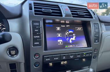 Позашляховик / Кросовер Lexus GX 2014 в 