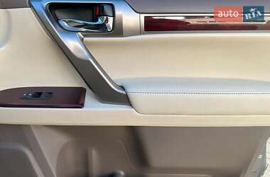 Внедорожник / Кроссовер Lexus GX 2010 в 