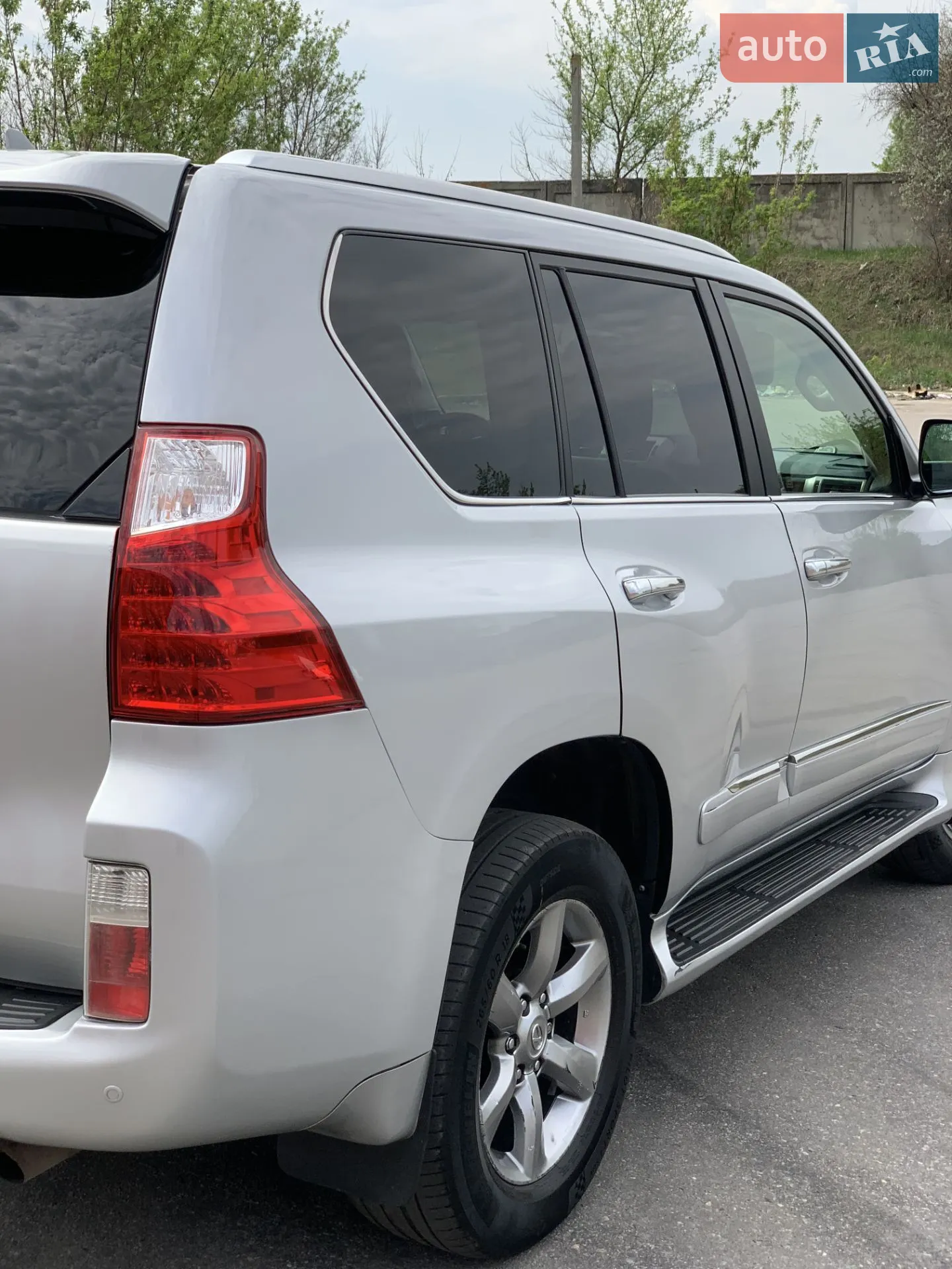 Lexus GX 2012 VIN JTJJM7FX5C5041959 фото оголошення 8 з 20