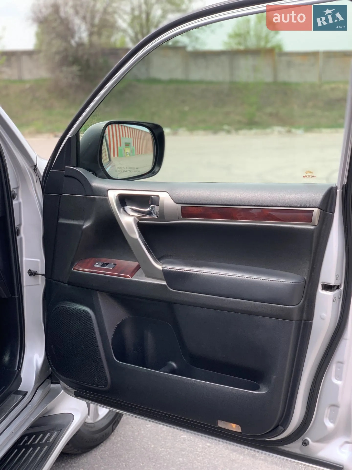 Lexus GX 2012 VIN JTJJM7FX5C5041959 фото оголошення 17 з 20