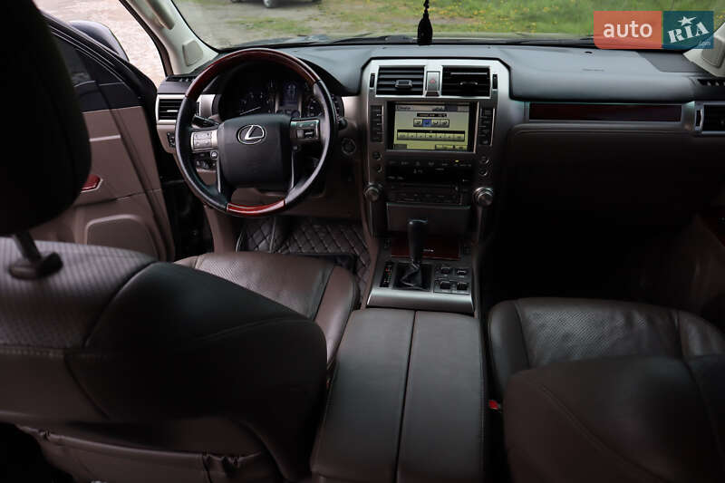 Внедорожник / Кроссовер Lexus GX 2010 в Киеве