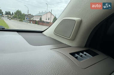 Позашляховик / Кросовер Lexus GX 2010 в 