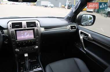 Внедорожник / Кроссовер Lexus GX 2020 в 