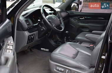 Позашляховик / Кросовер Lexus GX 2005 в 