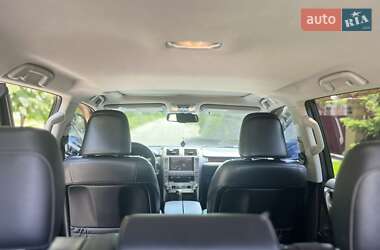 Внедорожник / Кроссовер Lexus GX 2013 в 