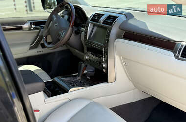 Внедорожник / Кроссовер Lexus GX 2013 в 
