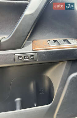 Внедорожник / Кроссовер Lexus GX 2010 в 