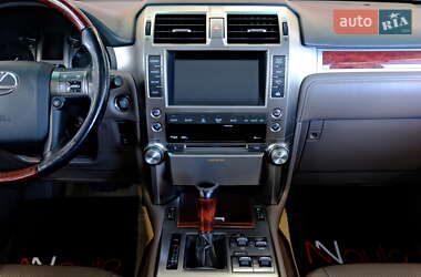 Внедорожник / Кроссовер Lexus GX 2013 в 