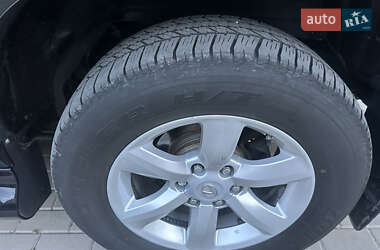 Позашляховик / Кросовер Lexus GX 2010 в 