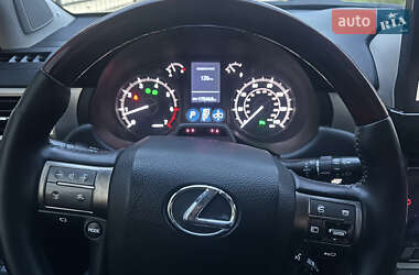 Позашляховик / Кросовер Lexus GX 2010 в 