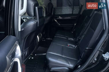 Позашляховик / Кросовер Lexus GX 2010 в 