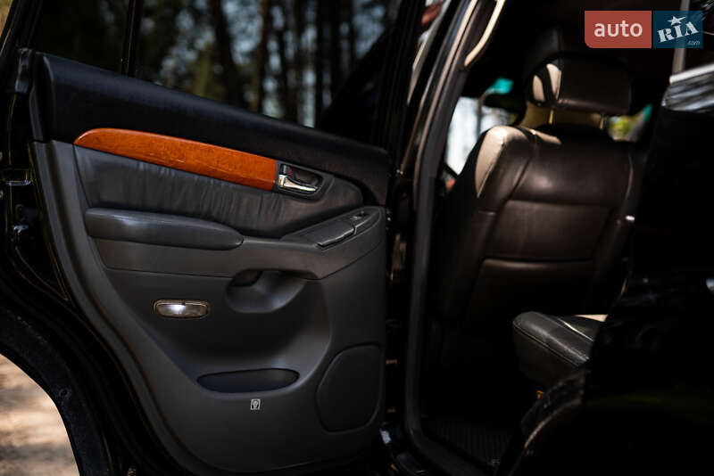 Внедорожник / Кроссовер Lexus GX 2004 в Кременце