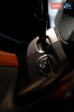 Внедорожник / Кроссовер Lexus GX 2004 в 