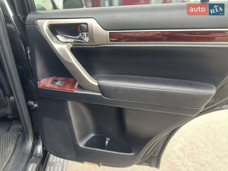 Позашляховик / Кросовер Lexus GX 2011 в Києві фото 14 Позашляховик / Кросовер Lexus GX 2011 в Києві