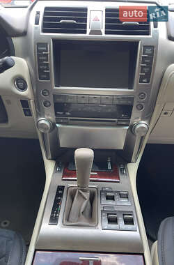 Внедорожник / Кроссовер Lexus GX 2011 в 