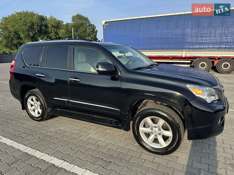 Внедорожник / Кроссовер Lexus GX 2010 в Ровно