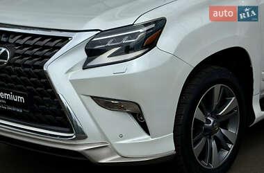 Позашляховик / Кросовер Lexus GX 2014 в 