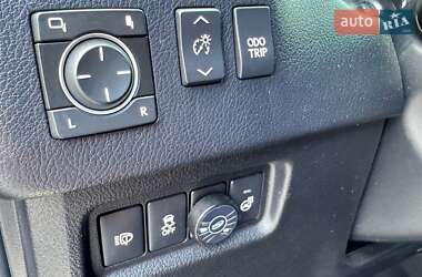 Внедорожник / Кроссовер Lexus GX 2010 в 