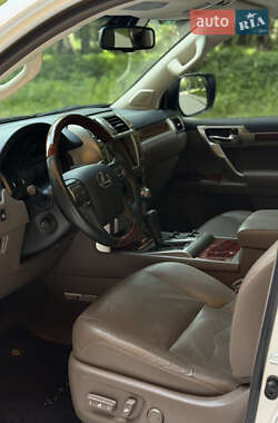 Внедорожник / Кроссовер Lexus GX 2013 в 