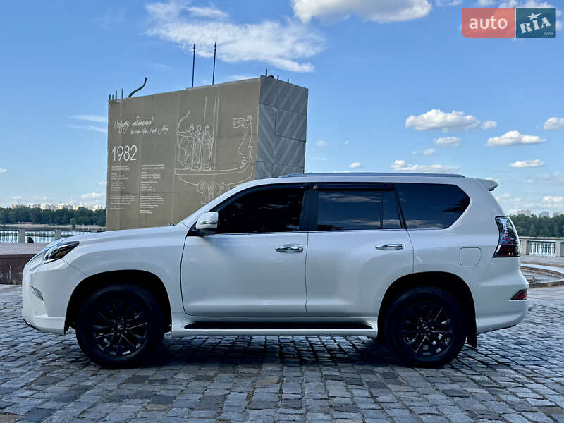 Внедорожник / Кроссовер Lexus GX 2019 в Киеве