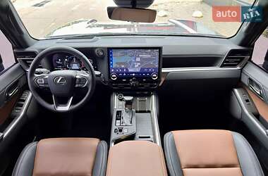 Позашляховик / Кросовер Lexus GX 2024 в 