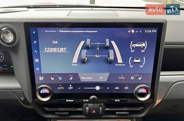 Позашляховик / Кросовер Lexus GX 2024 в 