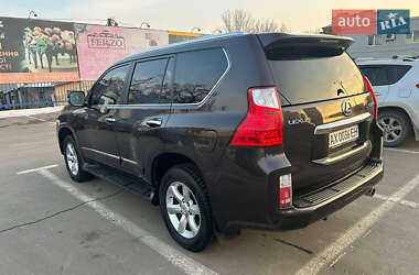 Позашляховик / Кросовер Lexus GX 2011 в 