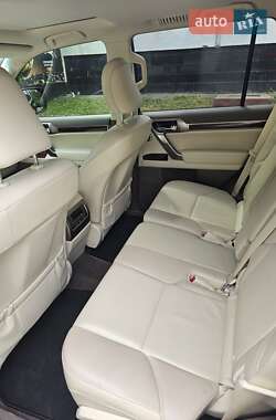 Внедорожник / Кроссовер Lexus GX 2013 в 